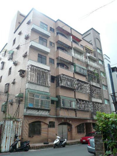 林森國小-電梯華夏-走路5分鐘
