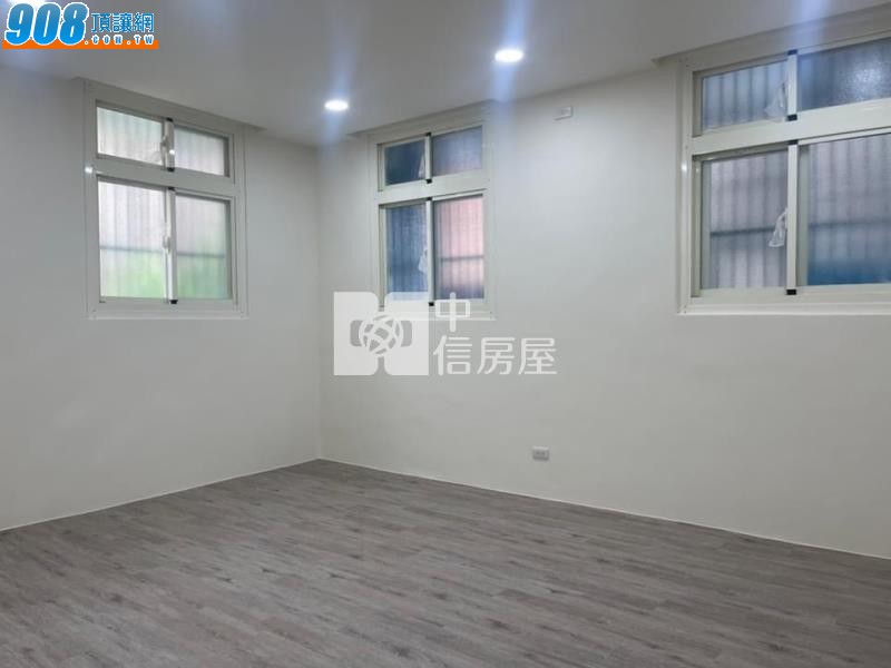 富台國小 全新整理一樓美3房